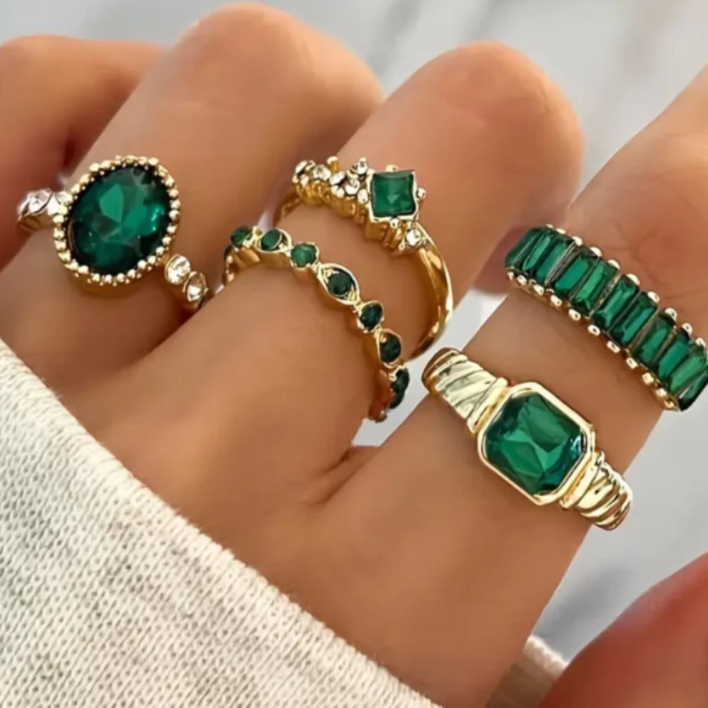 Zabi Exquisite Emerald Gold Ring Set